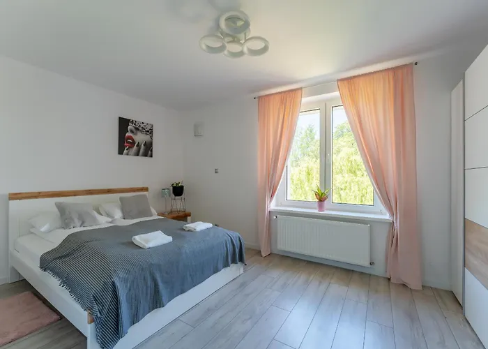 Apartament Zielonomi - Osobna Kuchnia, Miejsce Na Samochod - By Spaceapart