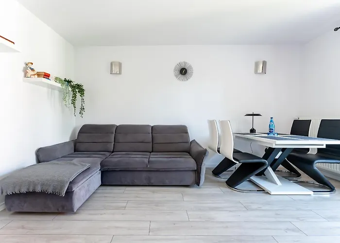 Apartament Zielonomi - Osobna Kuchnia, Miejsce Na Samochod - By Spaceapart