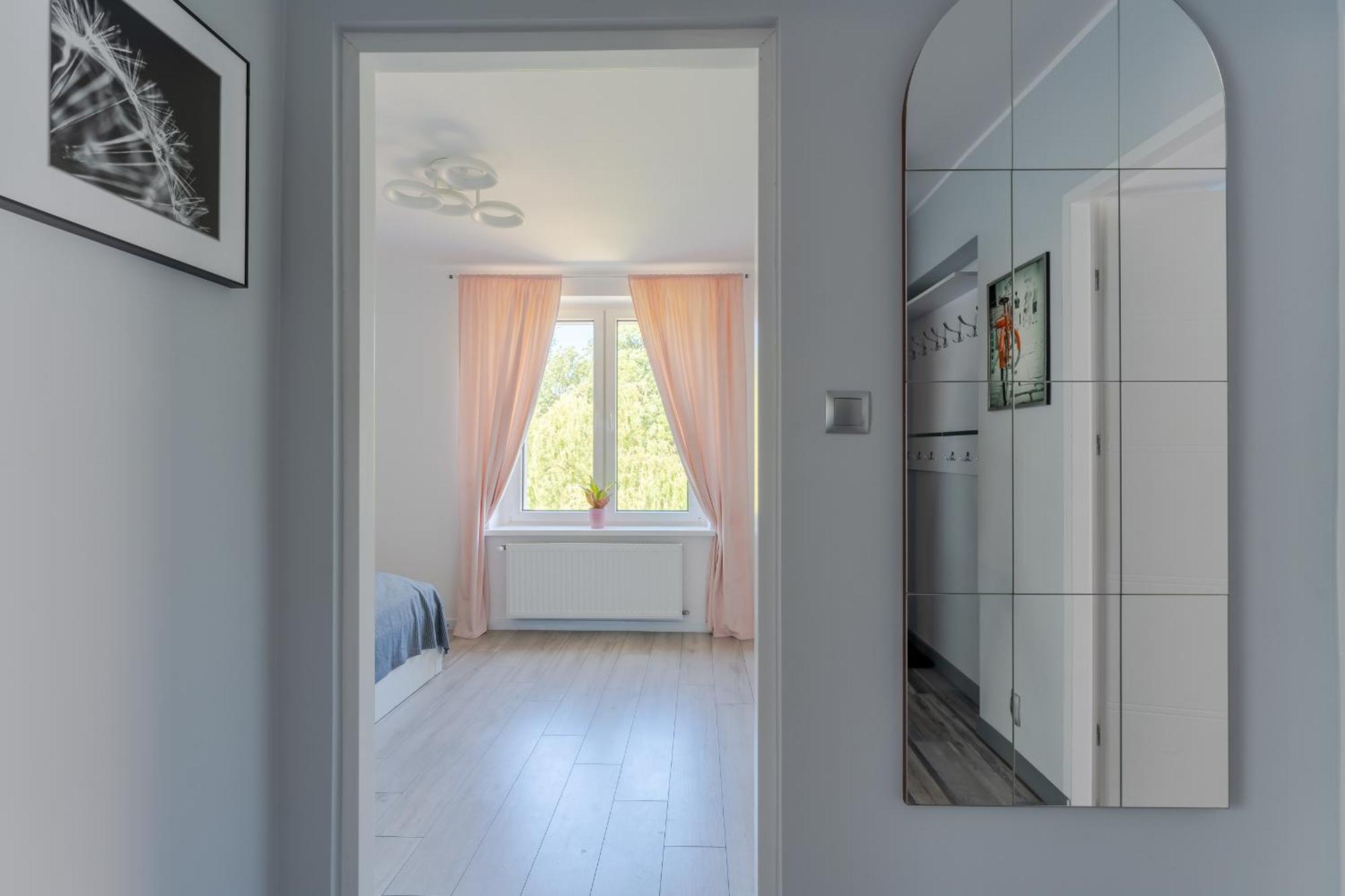Zielonomi - Osobna Kuchnia, Miejsce Na Samochod - By Spaceapart Apartment